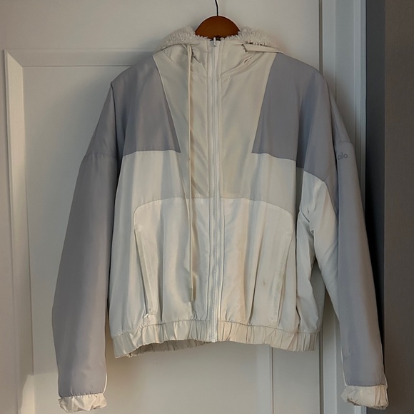 ALO Yoga Jackets & Blazers - ALO Duality Reversible Sherpa Jacket